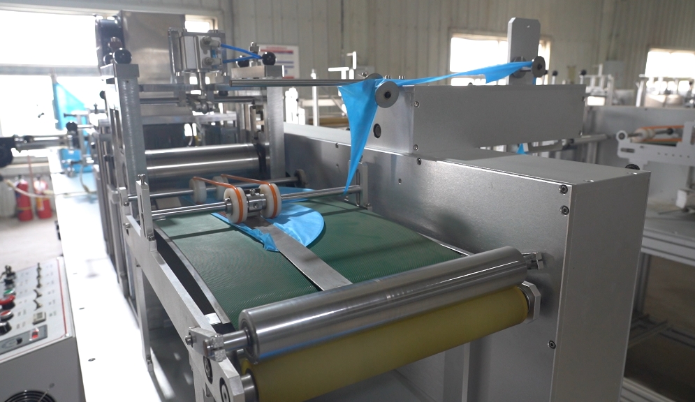 醫(yī)用帽制造機：醫(yī)療防護的“自動化先鋒”